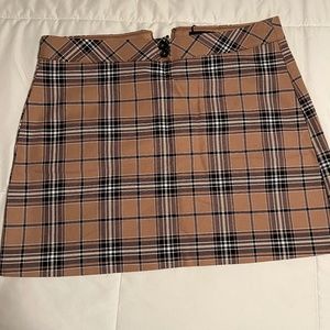 Express Plaid A-line Mini Skirt - Size 12